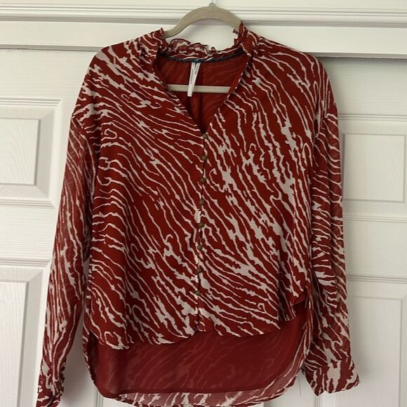 Anthropology, rust and cream zebra print button up blouse - Picture 2 of 5